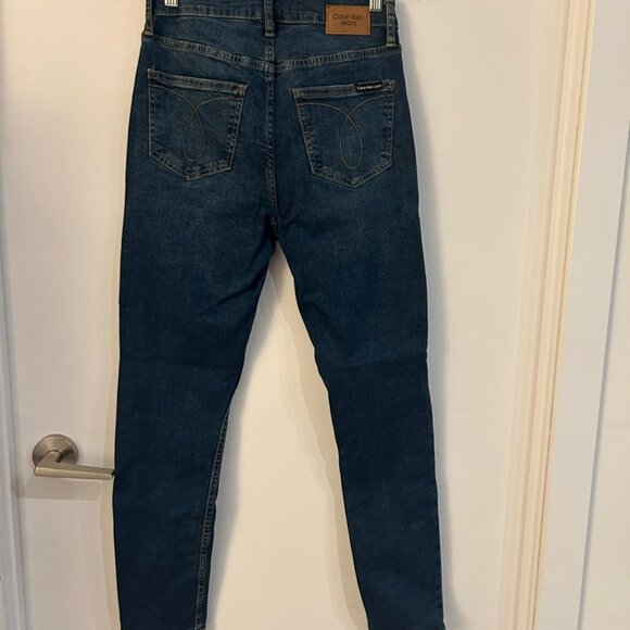 Calvin Klein Jeans Women’s Skinny Jeans Size 4/27 – New, Stretch Denim, Mid Rise - Picture 2 of 8